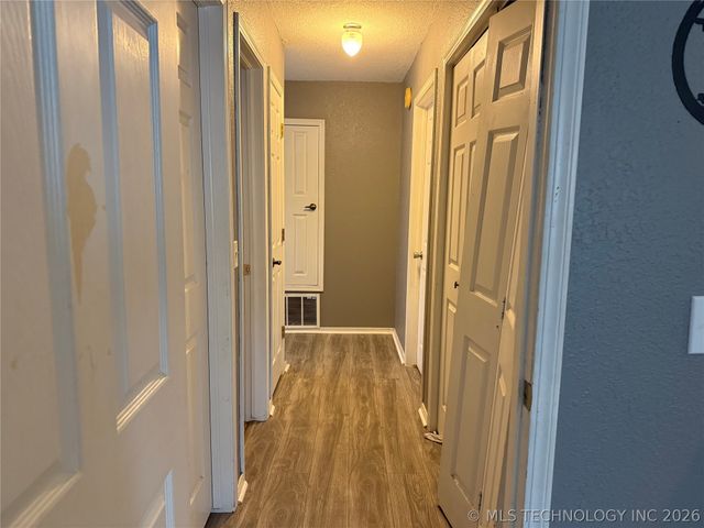 1312 W Gulfport Place, Broken Arrow, OK 74011