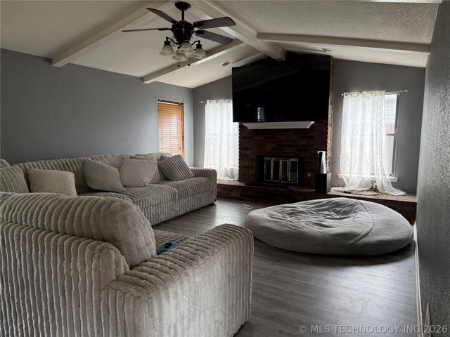 1312 W Gulfport Place, Broken Arrow, OK 74011