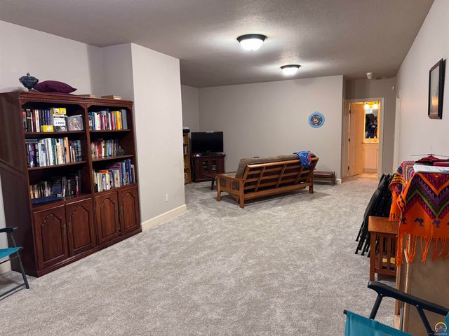 323 N Eaton Dr, Lawrence, KS 66049