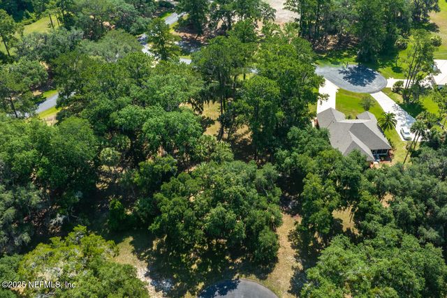 105 DEXTER Court, Crescent City, FL 32112
