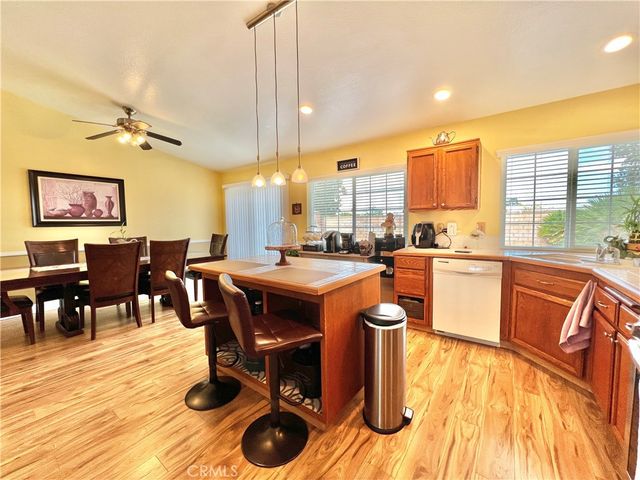 14200 La Mirada Street, Victorville, CA 92392