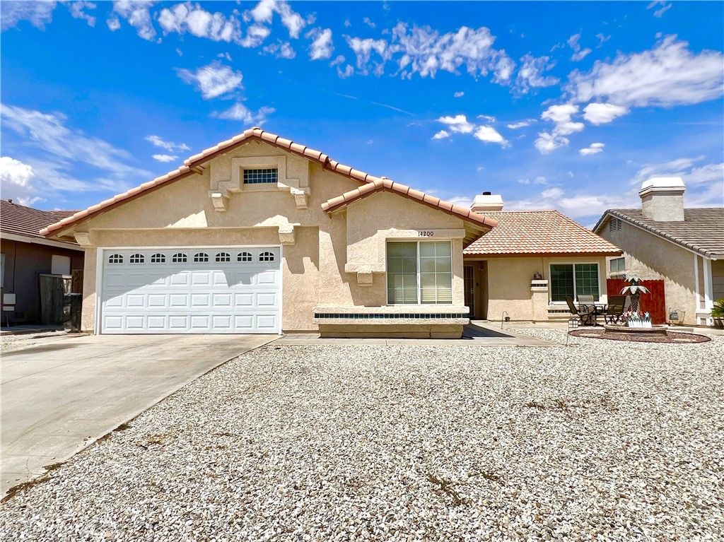 14200 La Mirada Street, Victorville, CA 92392