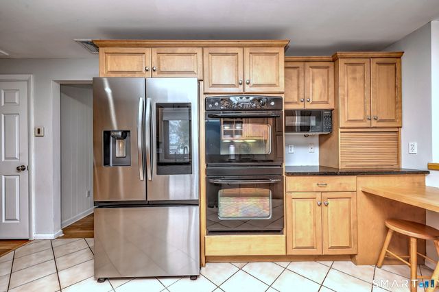 240 Quenby Place, Stratford, CT 06614