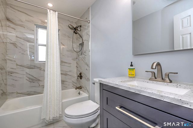 240 Quenby Place, Stratford, CT 06614