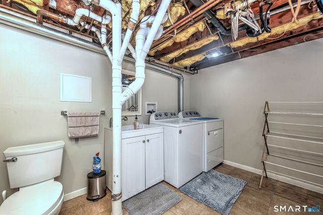 240 Quenby Place, Stratford, CT 06614