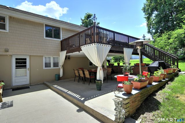 240 Quenby Place, Stratford, CT 06614