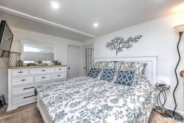 240 Quenby Place, Stratford, CT 06614
