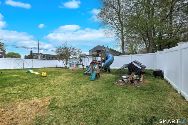 240 Quenby Place, Stratford, CT 06614