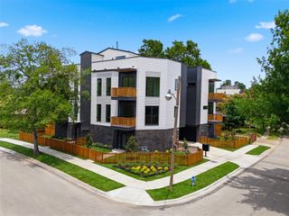 4605 Belmont Avenue 101, Dallas, TX 75204