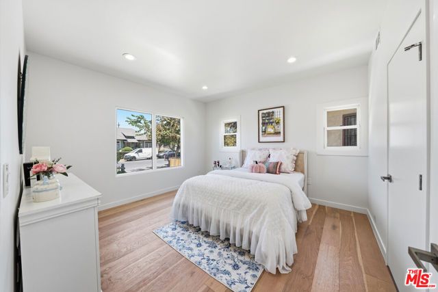 2896 W 14th Street, Los Angeles, CA 90006
