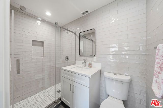 2896 W 14th Street, Los Angeles, CA 90006
