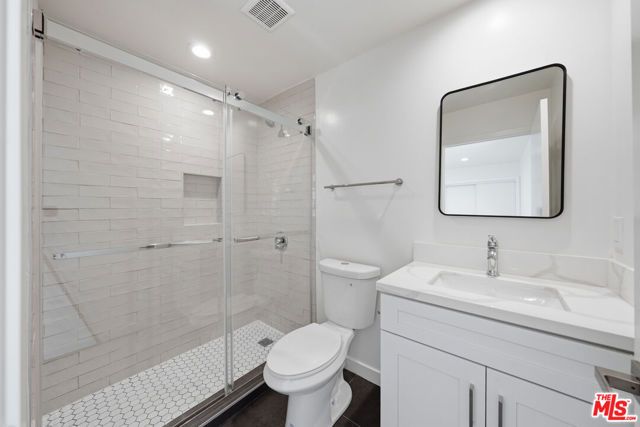 2896 W 14th Street, Los Angeles, CA 90006
