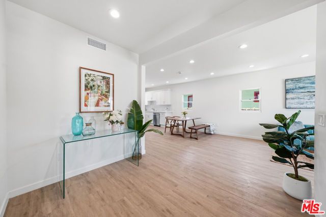 2896 W 14th Street, Los Angeles, CA 90006