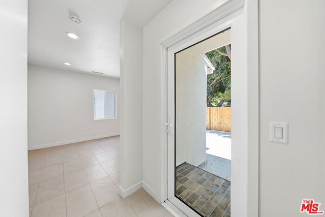 2896 W 14th Street, Los Angeles, CA 90006