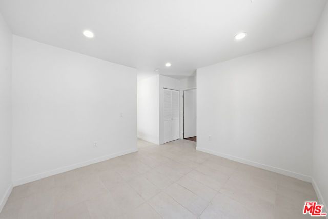 2896 W 14th Street, Los Angeles, CA 90006