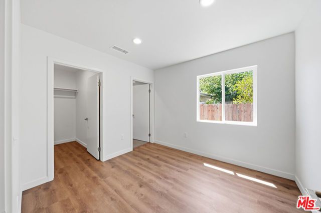 2896 W 14th Street, Los Angeles, CA 90006