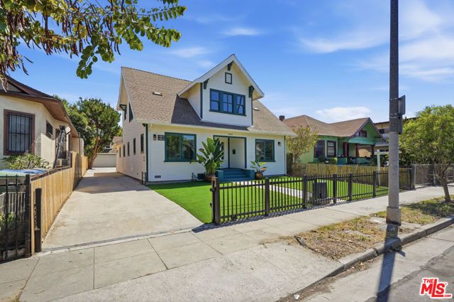 2896 W 14th Street, Los Angeles, CA 90006