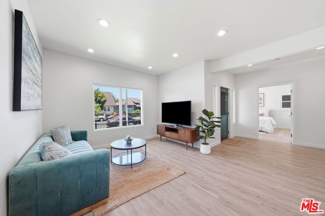 2896 W 14th Street, Los Angeles, CA 90006