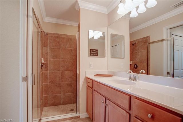 9826 Giaveno CIR 1514, Naples, FL 34113