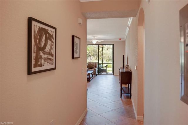 9826 Giaveno CIR 1514, Naples, FL 34113