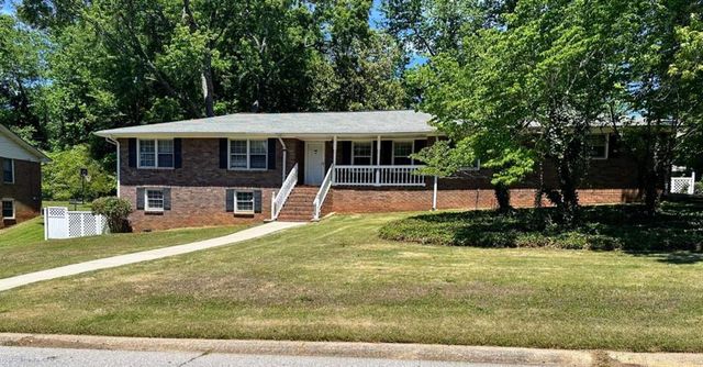 3750 Briarcliff Drive, Douglasville, GA 30135