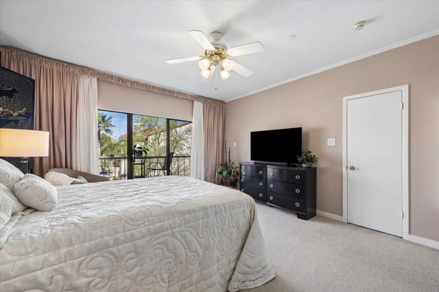 351 Lakeside Lane 201, Nassau Bay, TX 77058