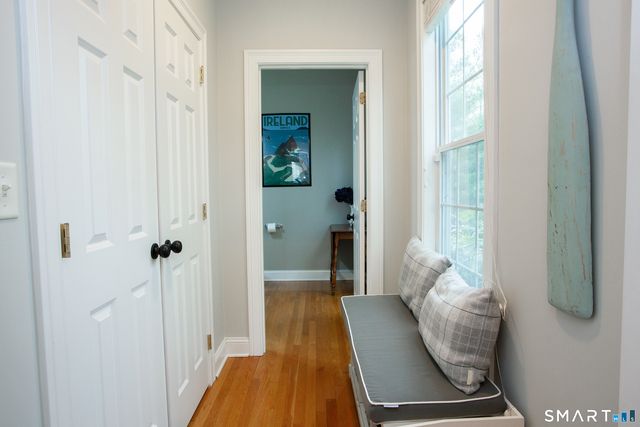 490 New Road, Avon, CT 06001
