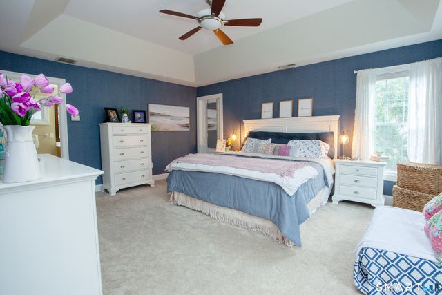 490 New Road, Avon, CT 06001