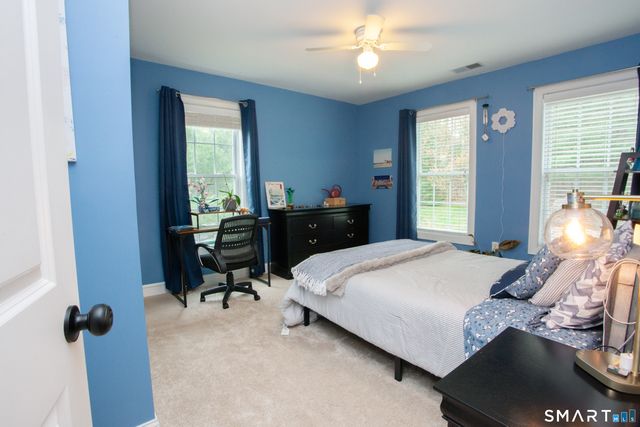 490 New Road, Avon, CT 06001