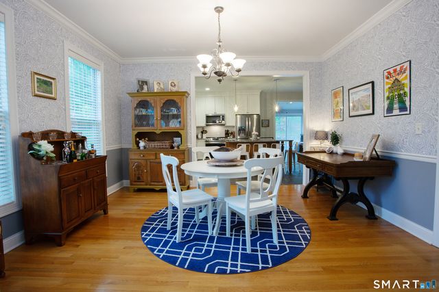 490 New Road, Avon, CT 06001