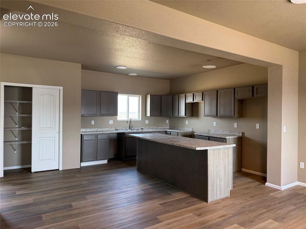 2410 Yankee Court, Pueblo, CO 81008 — photo 3