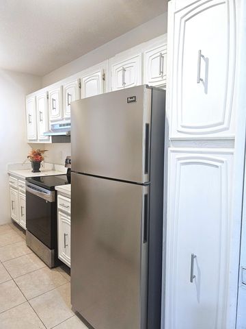2600 SW 22nd Avenue 908, Delray Beach, FL 33445