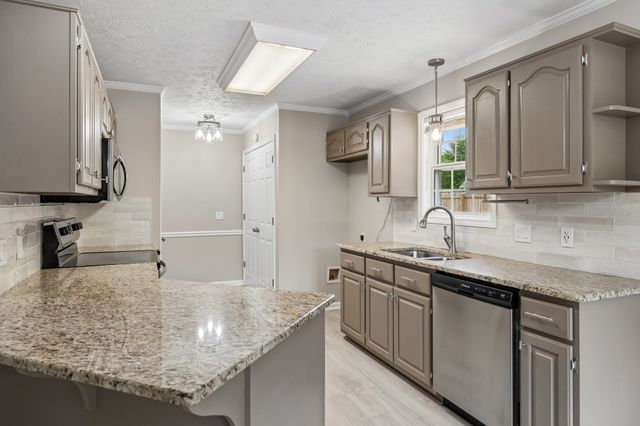 545 Sheath Cir, Lebanon, TN 37087
