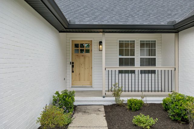 545 Sheath Cir, Lebanon, TN 37087