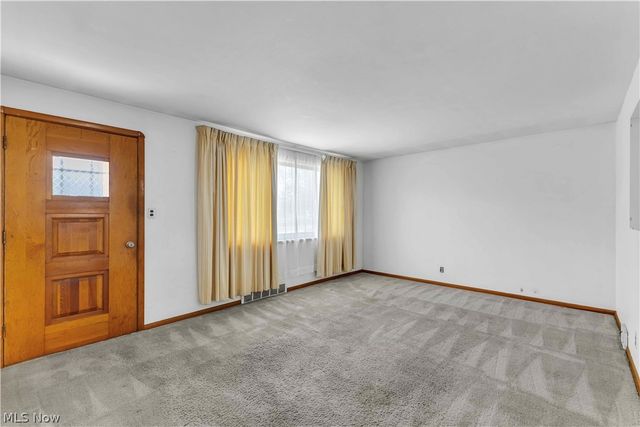 20559 Westwood Park Boulevard, Strongsville, OH 44149