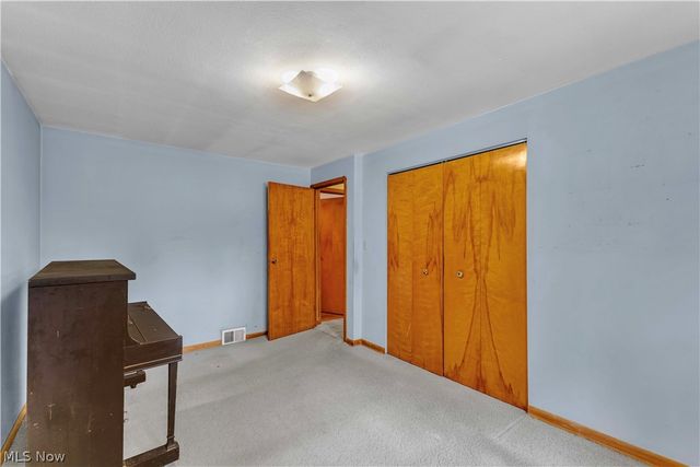 20559 Westwood Park Boulevard, Strongsville, OH 44149