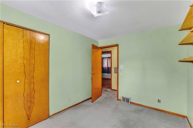 20559 Westwood Park Boulevard, Strongsville, OH 44149