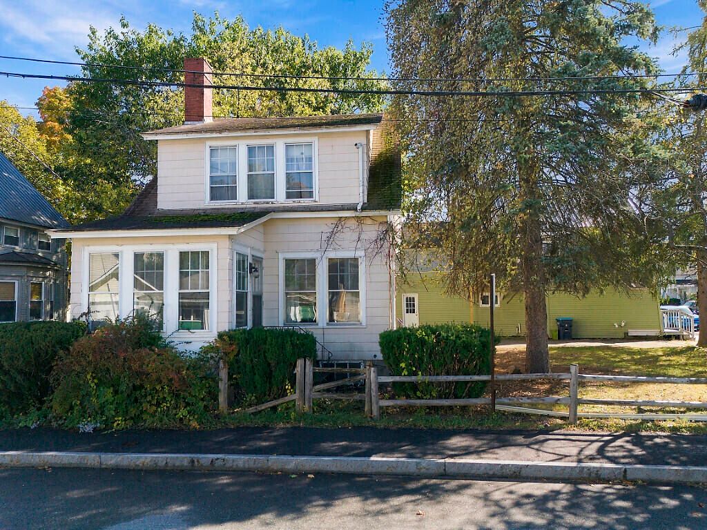 11 Reed Street, Auburn, ME 04210 — exterior