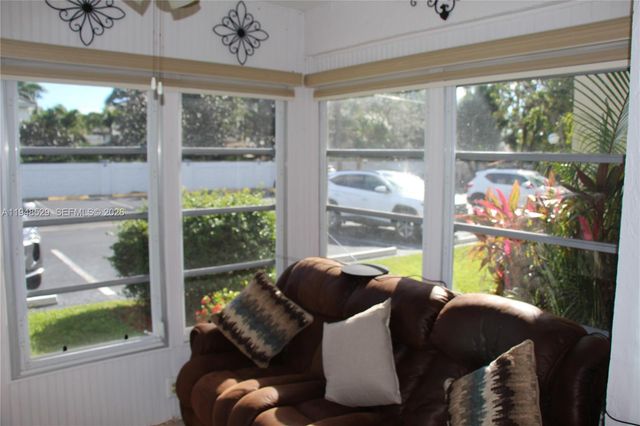 5620 SW 3rd Pl 114, Margate, FL 33068