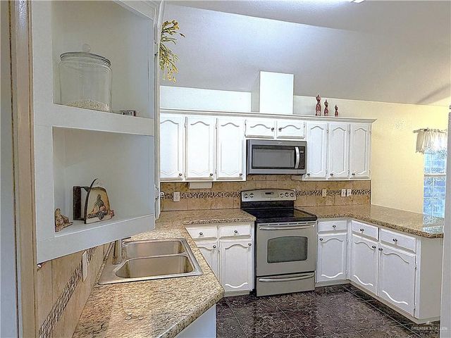 1305 N 48th Street, Mcallen, TX 78501