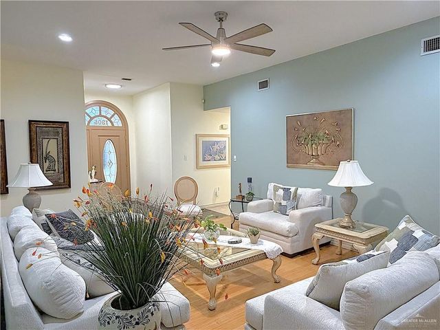 1305 N 48th Street, Mcallen, TX 78501
