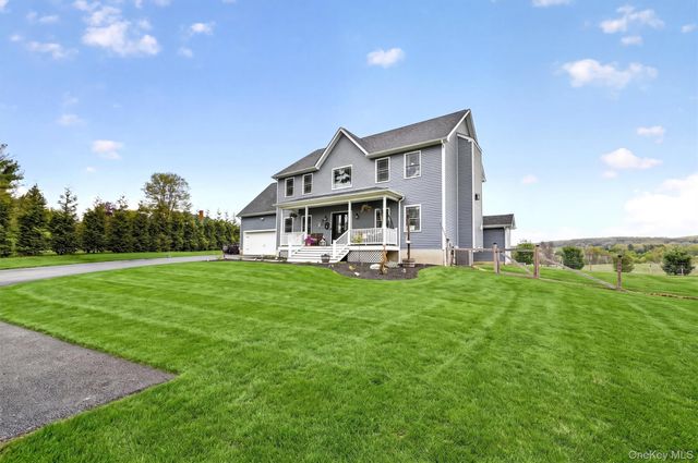 83 Lime Ridge Road, Poughquag, NY 12570