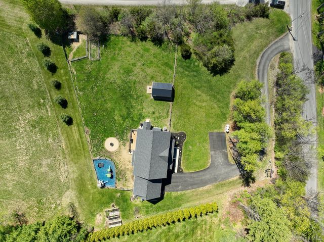 83 Lime Ridge Road, Poughquag, NY 12570