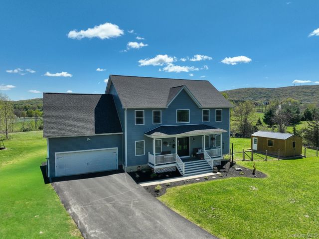 83 Lime Ridge Road, Poughquag, NY 12570