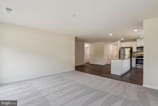 3809 CHESTNUT GROVE RD, Keedysville, MD 21756
