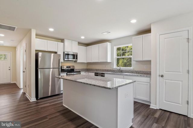 3809 CHESTNUT GROVE RD, Keedysville, MD 21756