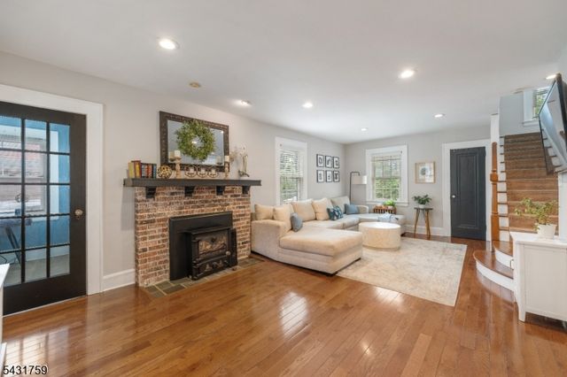 15 Valley Rd, Nutley Twp., NJ 07110