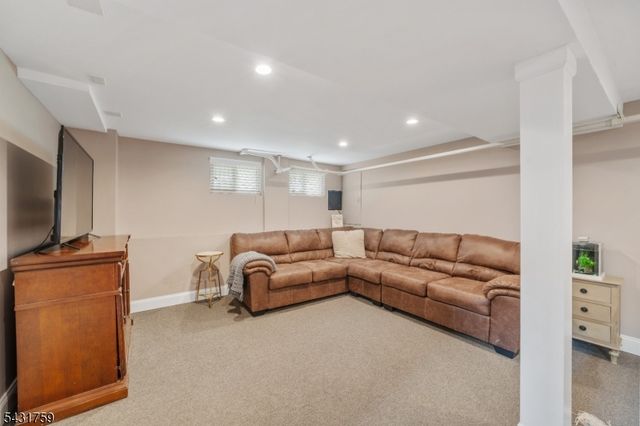 15 Valley Rd, Nutley Twp., NJ 07110