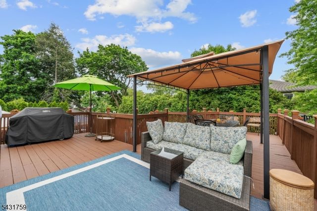 15 Valley Rd, Nutley Twp., NJ 07110
