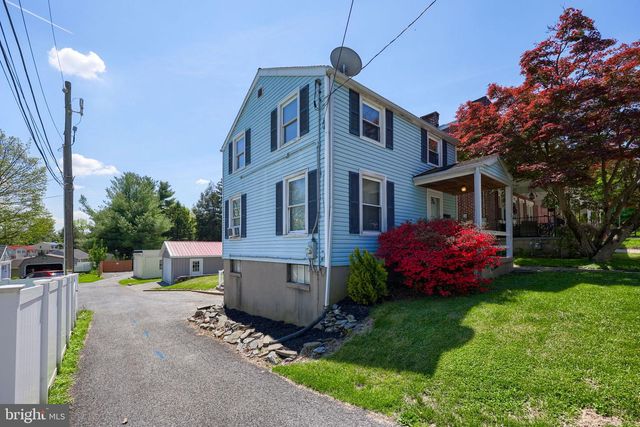 1310 CLARK ST, Lancaster, PA 17602